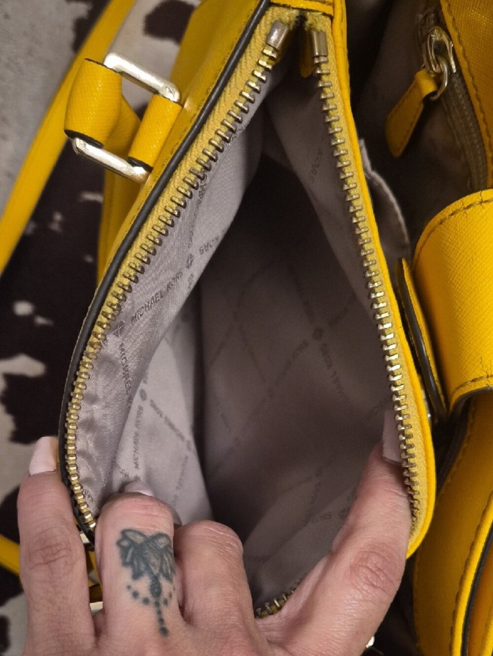 Michael Kors Yellow Saffiano Purse - Picture 6 of 9